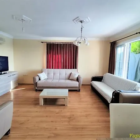 ヴィラ Deniz Manzarali Korunakli Oezel Havuzlu Lueks